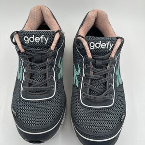 gdefy Women's Size 7.5 Gravity Defyer Mighty Walk Athletic Shoes Gray